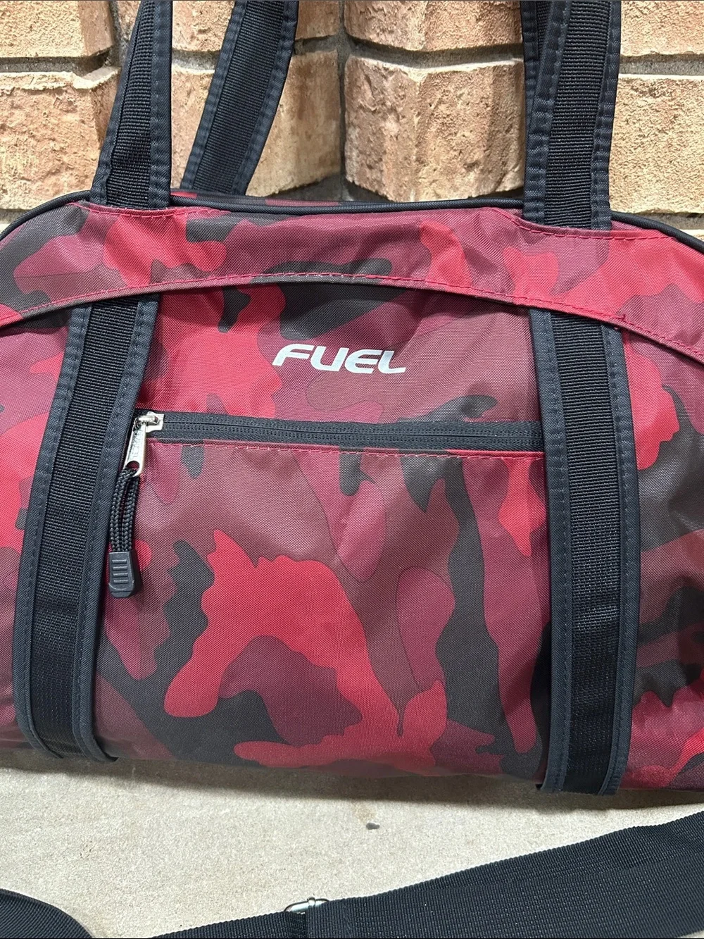 fuel sport carry all duffle red camo gym bag travel bag